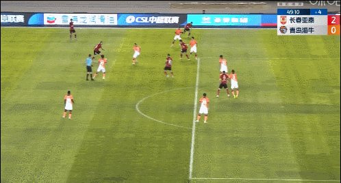 1719753997315030043.gif 张宇峰.gif